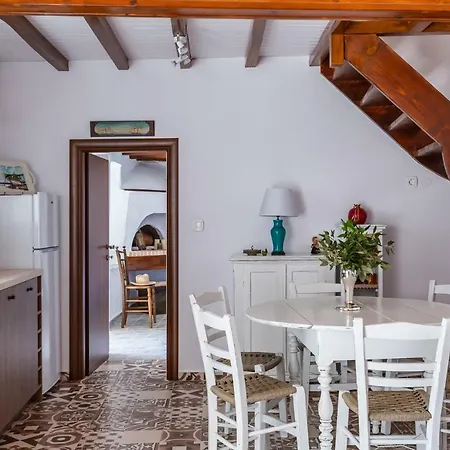 בית נופש Pyrgos